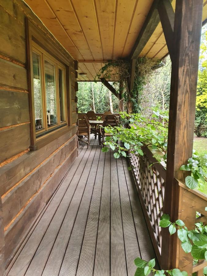 Dom Z Bali Przy Szlaku Villa Kasina Wielka Ngoại thất bức ảnh